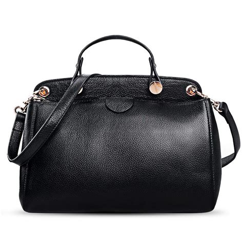 designer handbags auction sites.